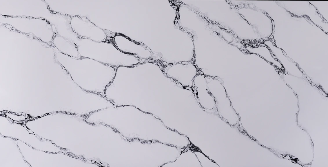 Arctic White quartz countertop slab pattern